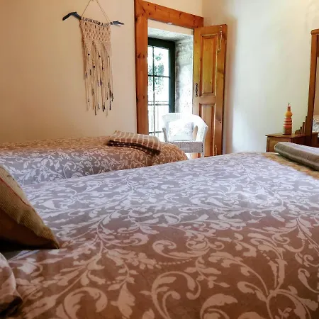 Holiday home O Lughar Darriba Fogar Natural