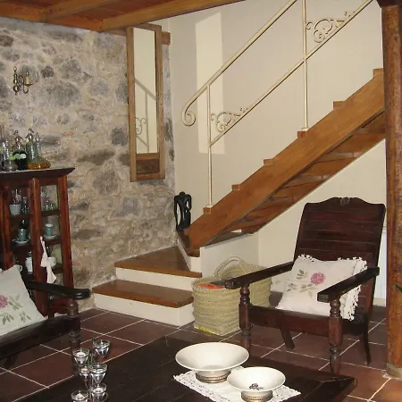 Holiday home O Lughar Darriba Fogar Natural *